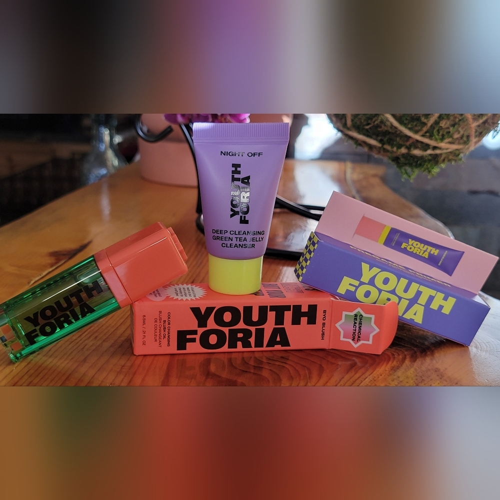 Youth Foria BUNDLE